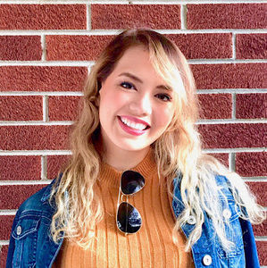 Meet your Posher, Katelyn